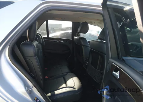 2013 Mercedes-Benz Ml 350 z USA, uszkodzony, nr VIN 4JGDA5JB4DA234147